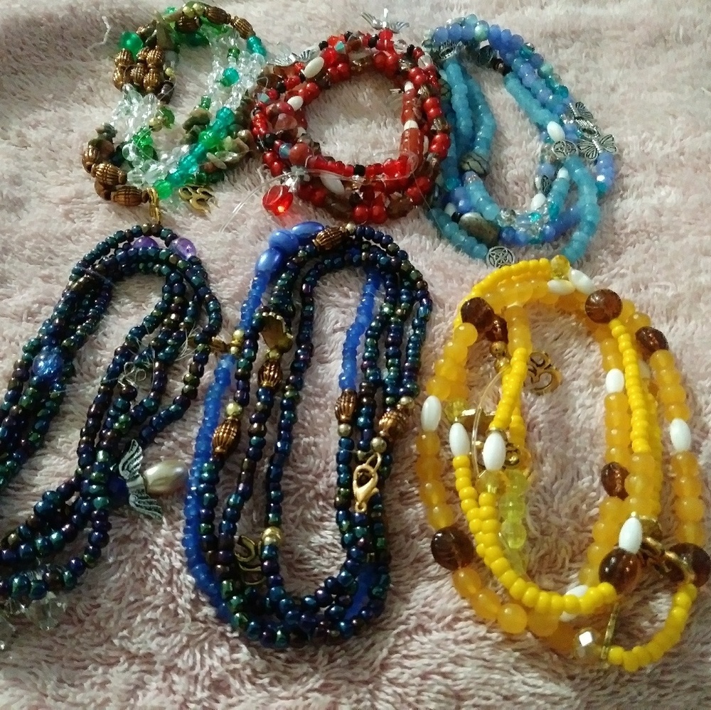 Waist beads